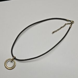 Elegant Gold and Brown Necklace